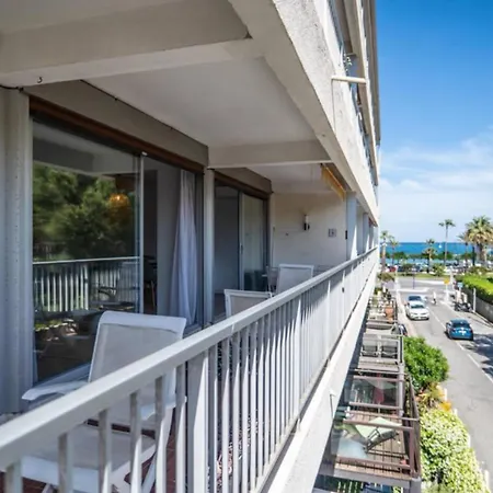 Apartment Magnificent Close To The With Sea View *