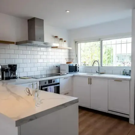 Apartament Beautiful Near The With Great Sea Views Antibes