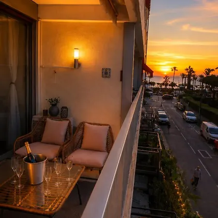 Beautiful Near The With Great Sea Views Lägenhet *