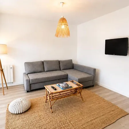 Beautiful Near The With Great Sea Views Lägenhet Antibes