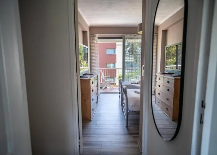 Beautiful Near The With Great Sea Views *