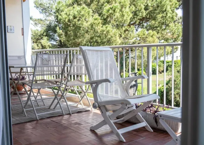 Beautiful Near The With Great Sea Views 公寓